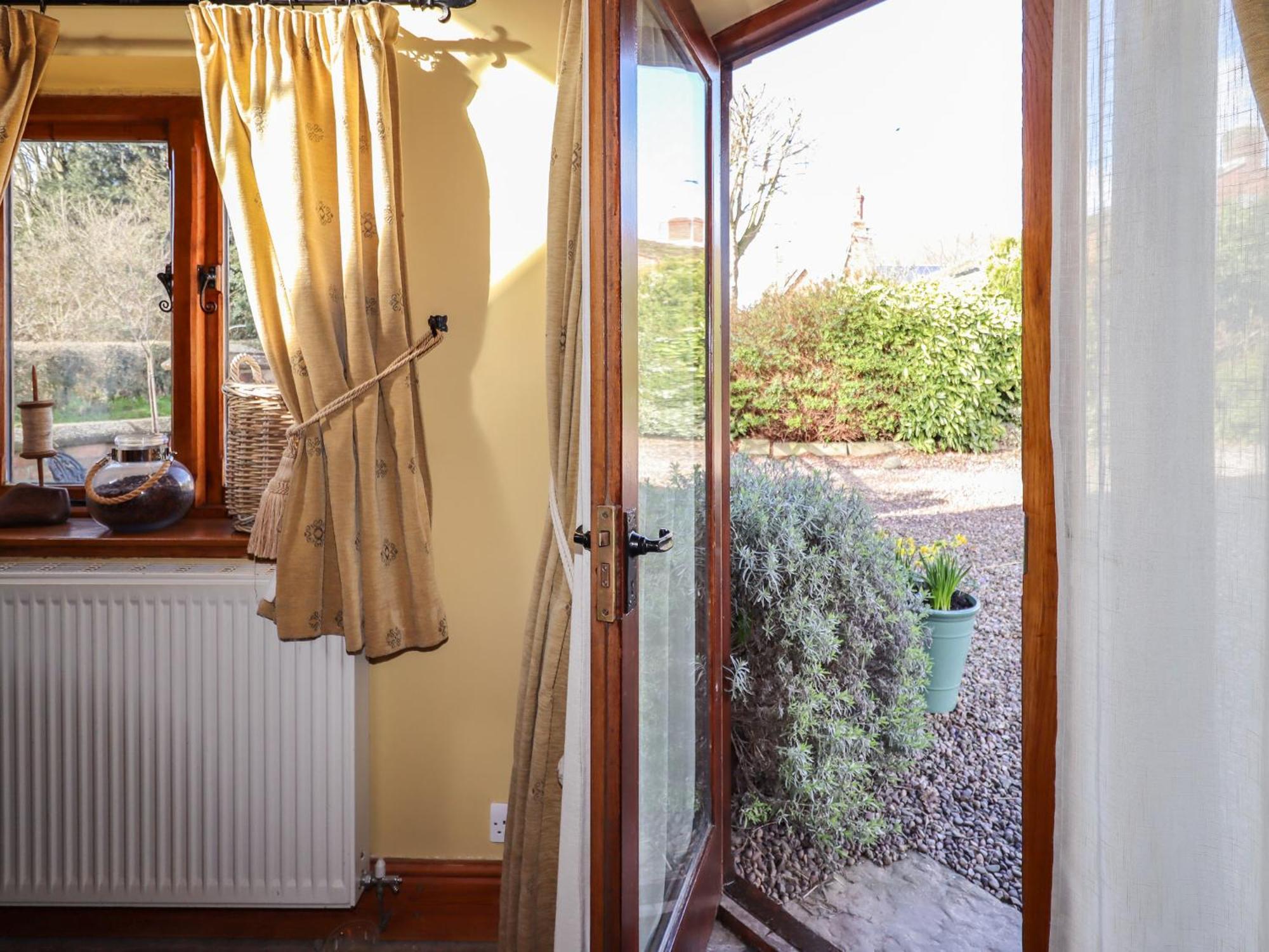 The Granary Villa Shrewsbury Exterior photo